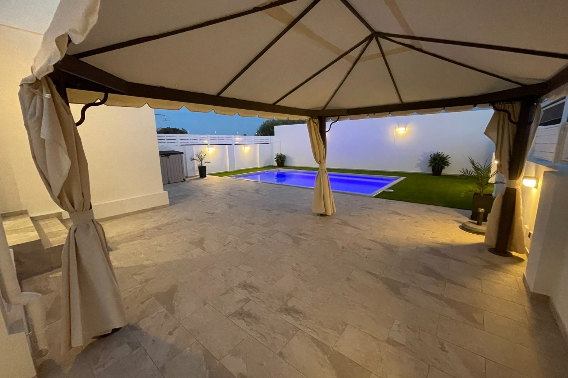 Resale - Villa -
Torrevieja - Costa Blanca