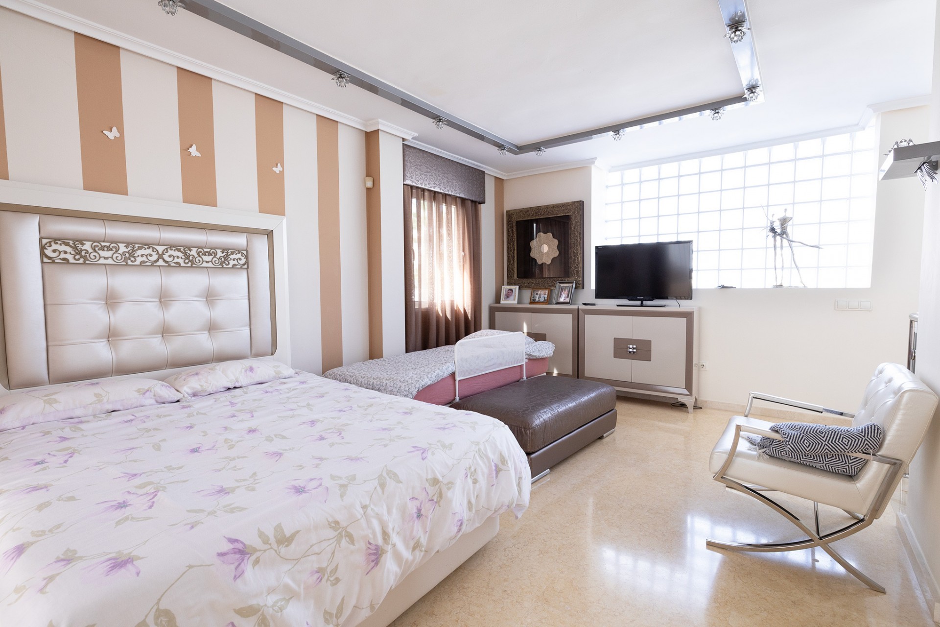 Resale - Villa -
Torrevieja - Costa Blanca