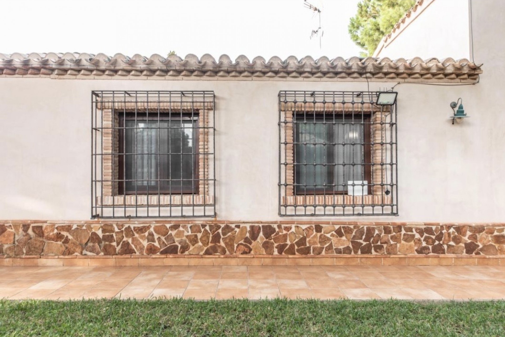 Resale - Villa -
Torrevieja - Costa Blanca