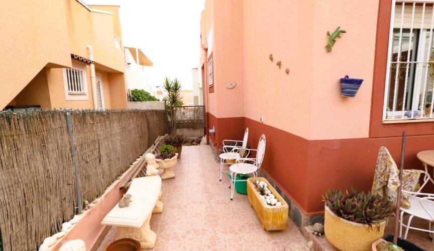 Resale - Villa -
Torrevieja - Costa Blanca