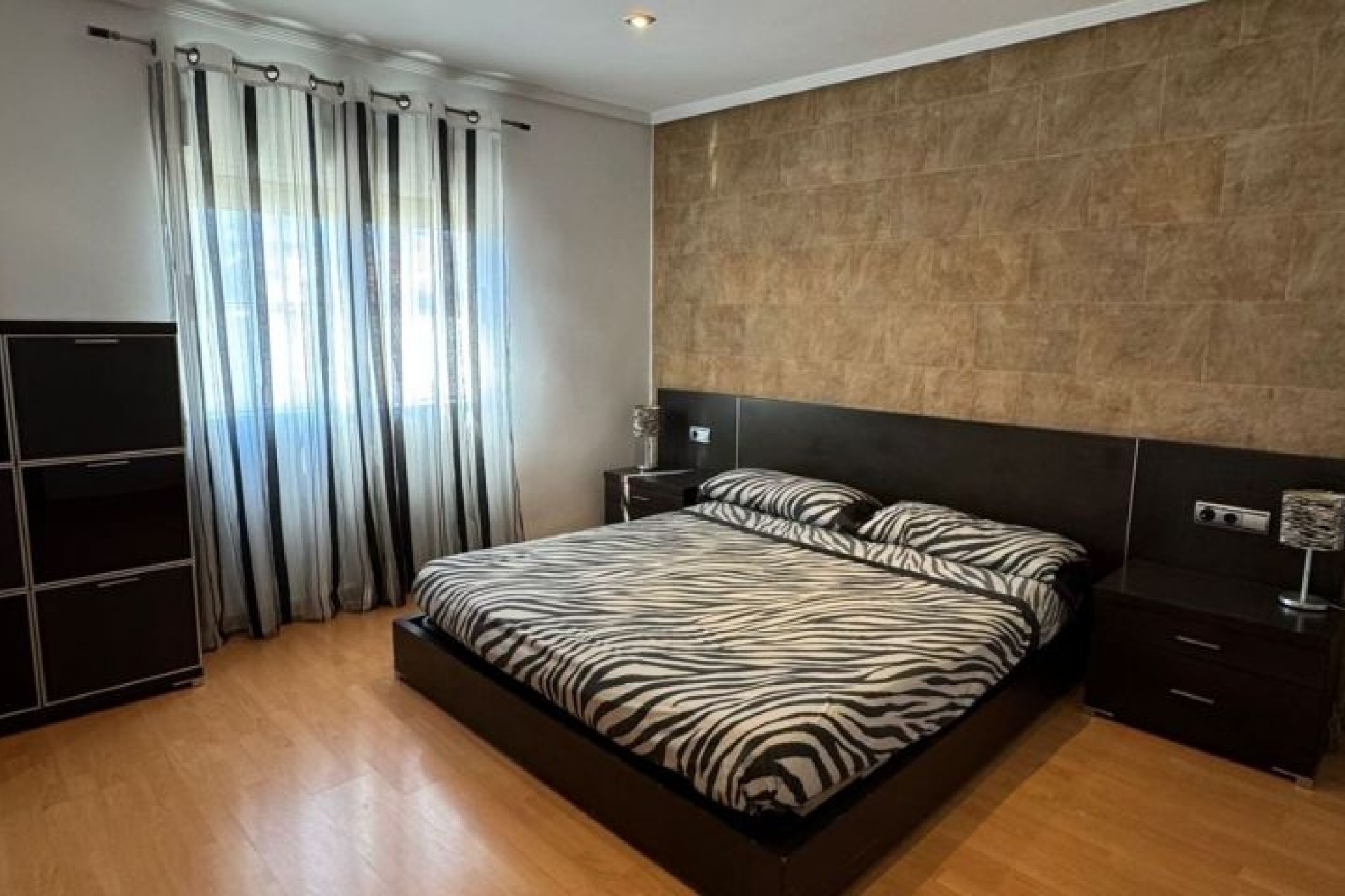 Resale - Villa -
Torrevieja - Costa Blanca