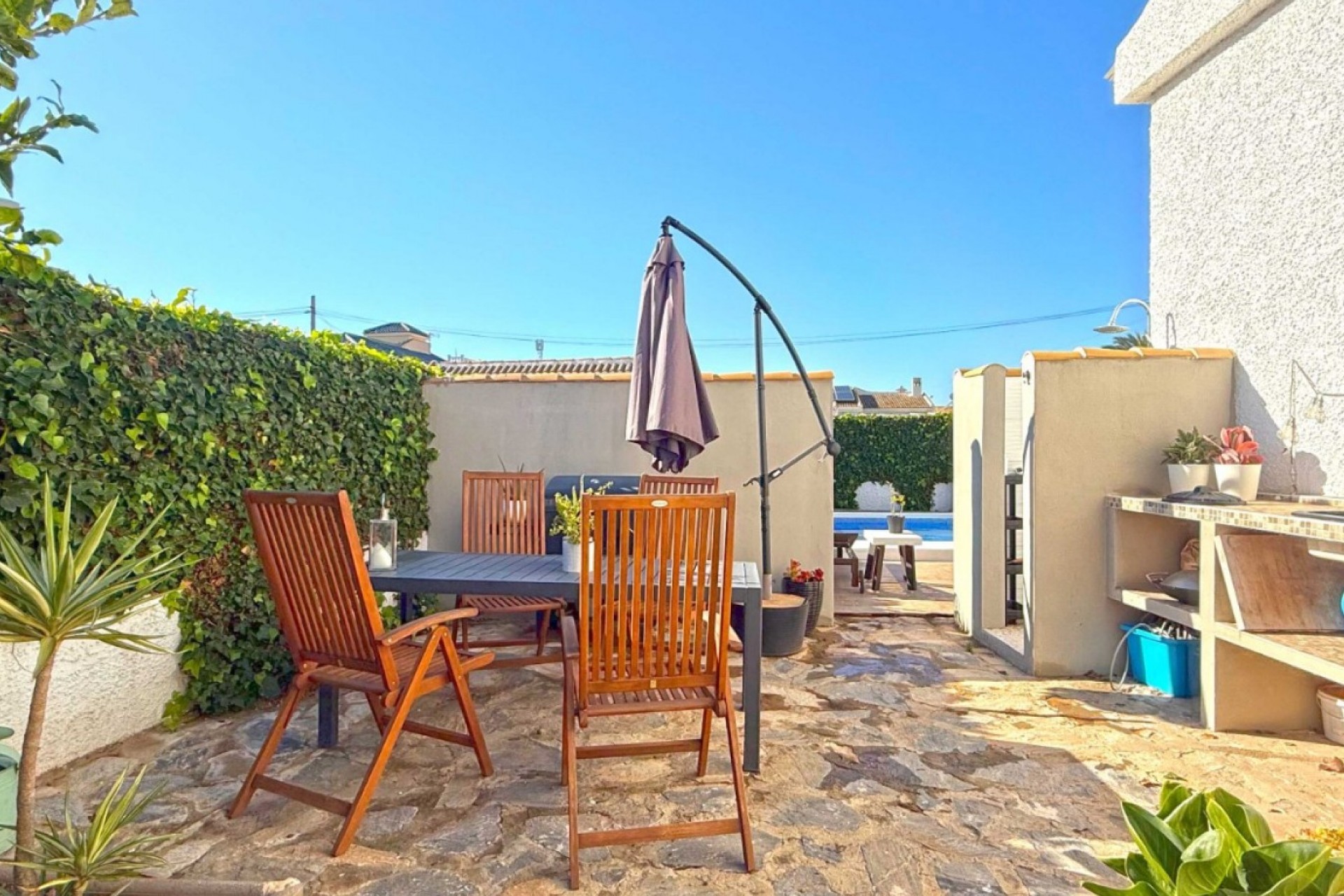 Resale - Villa -
Torrevieja - Costa Blanca