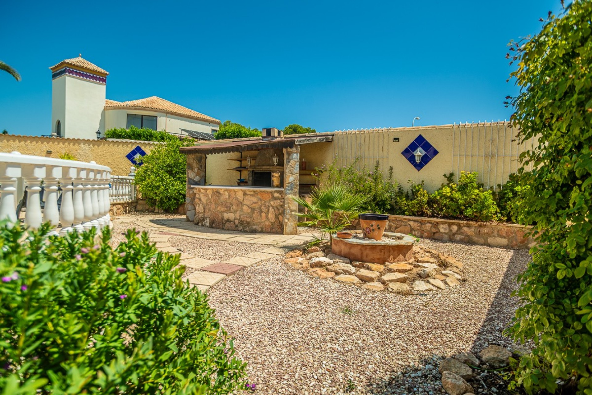 Resale - Villa -
Torrevieja - Costa Blanca