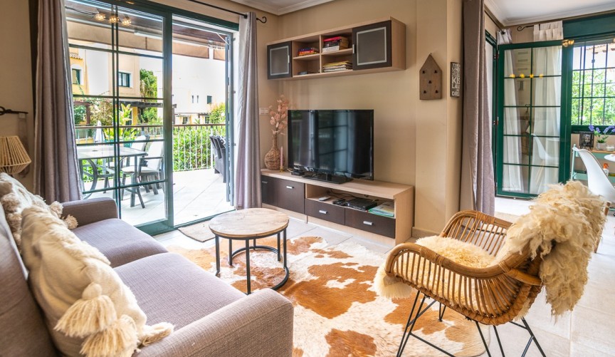 Resale - Villa -
Torrevieja - Costa Blanca