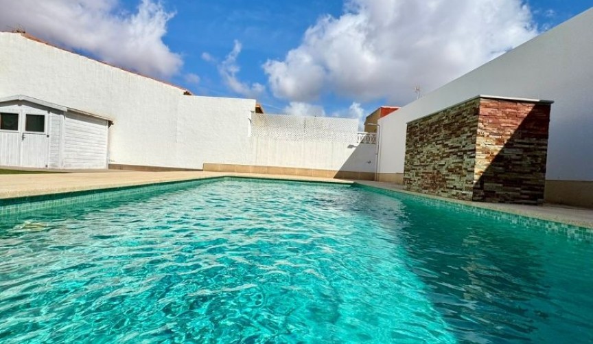 Resale - Villa -
Torrevieja - Costa Blanca