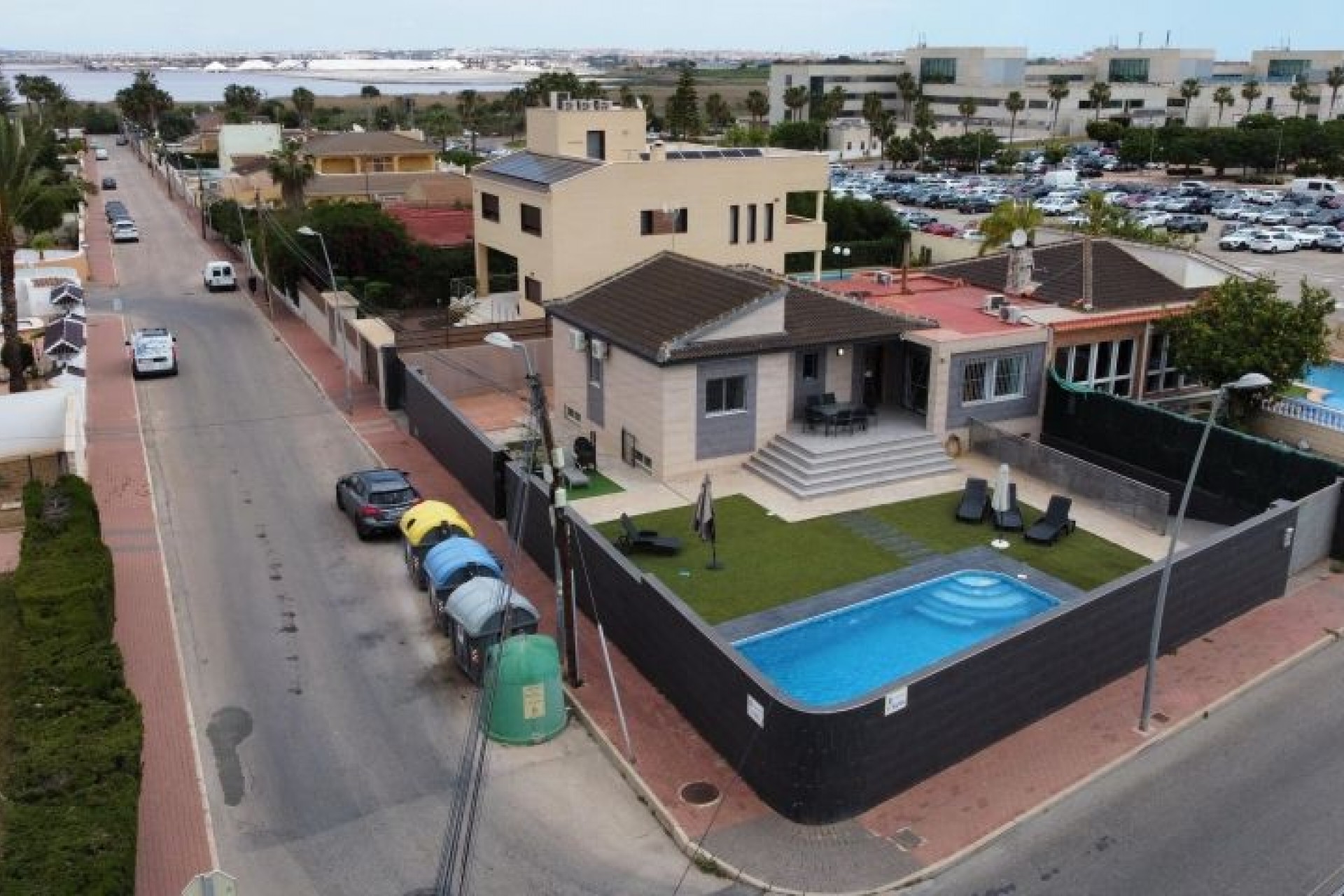 Resale - Villa -
Torrevieja - Costa Blanca