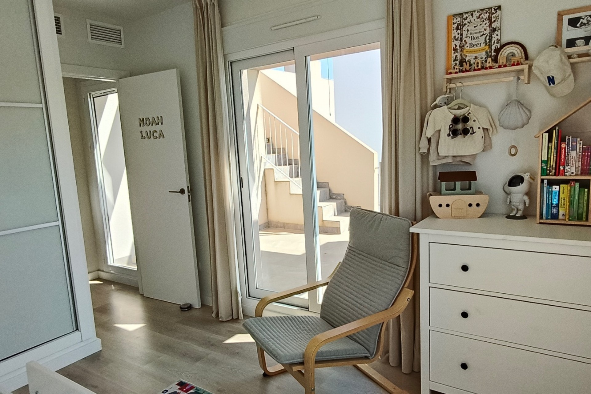Resale - Villa -
Torrevieja - Costa Blanca