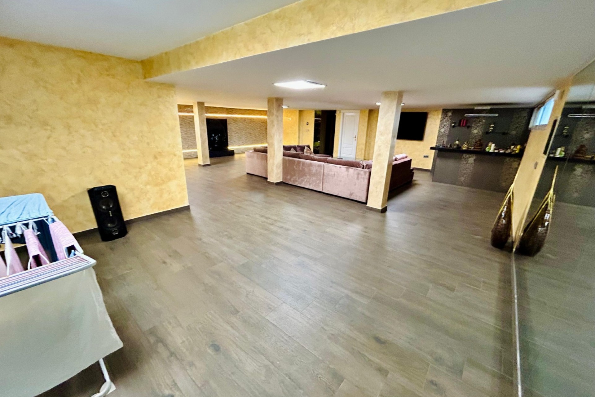 Resale - Villa -
Torrevieja - Costa Blanca