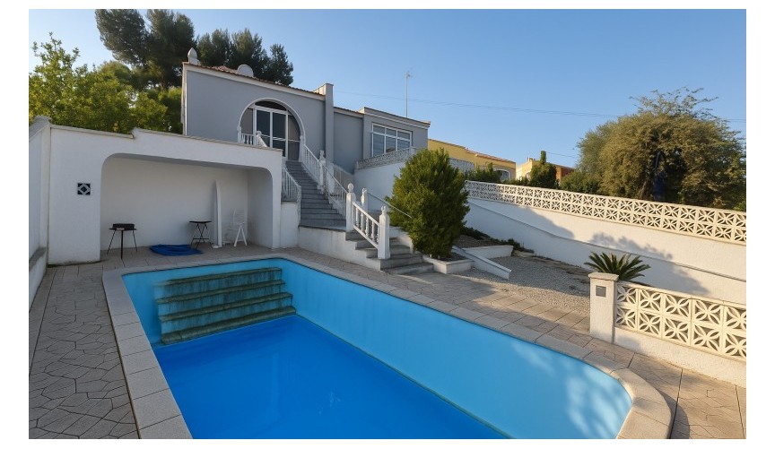 Resale - Villa -
Torrevieja - Costa Blanca