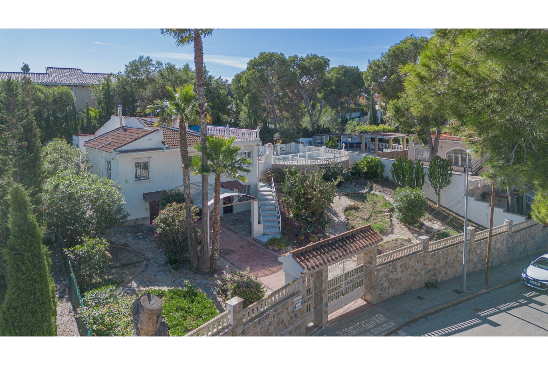 Resale - Villa -
Torrevieja - Costa Blanca