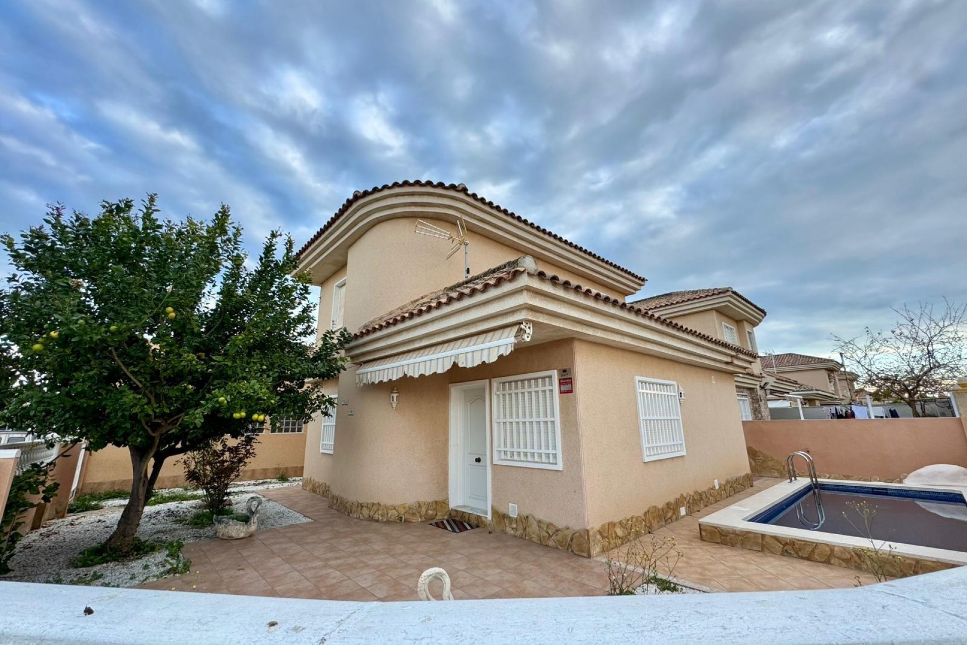 Resale - Villa -
Torrevieja - Costa Blanca