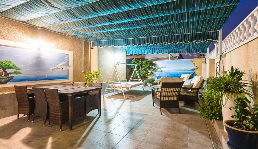 Resale - Villa -
Torrevieja - Costa Blanca