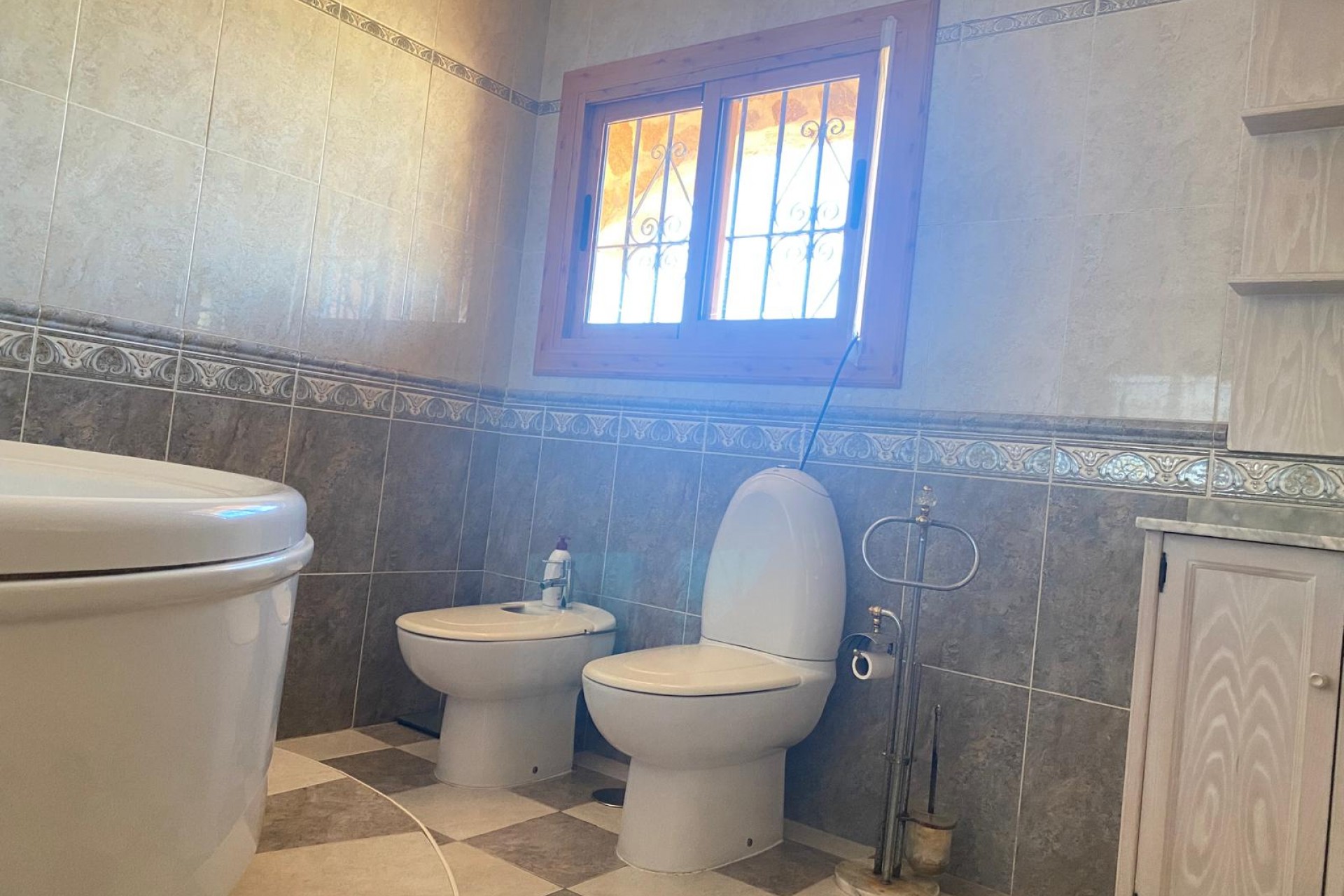 Resale - Villa -
Torrevieja - Costa Blanca