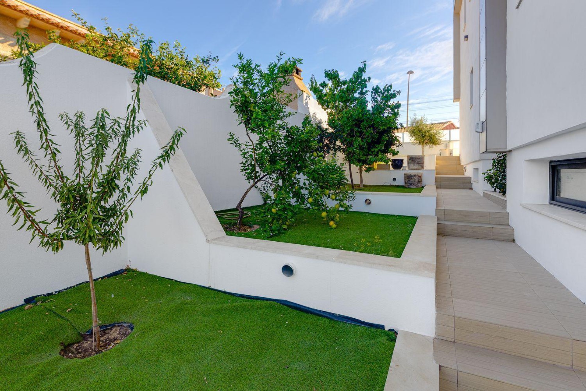 Resale - Villa -
Torrevieja - Costa Blanca