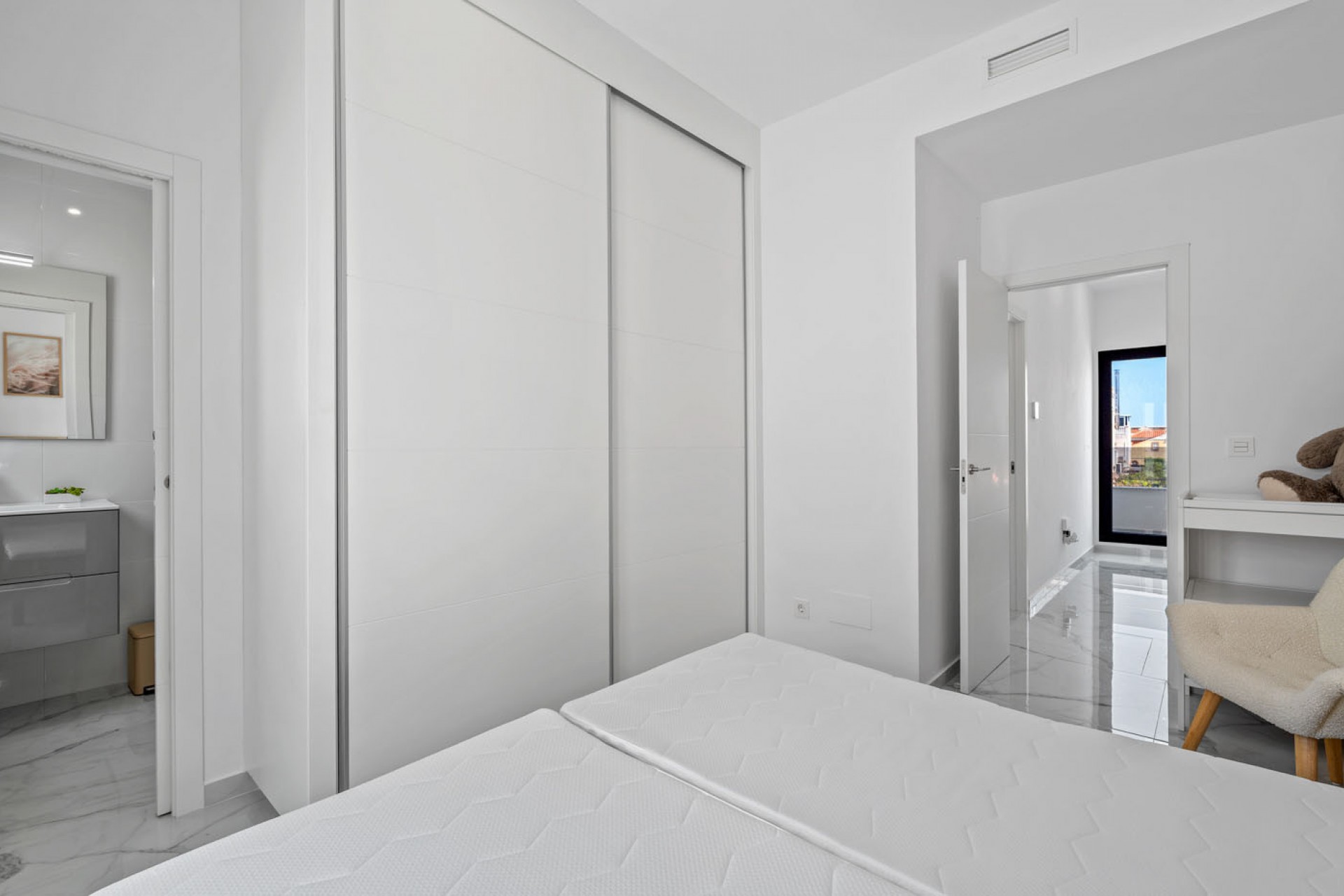 Resale - Villa -
Torrevieja - Costa Blanca