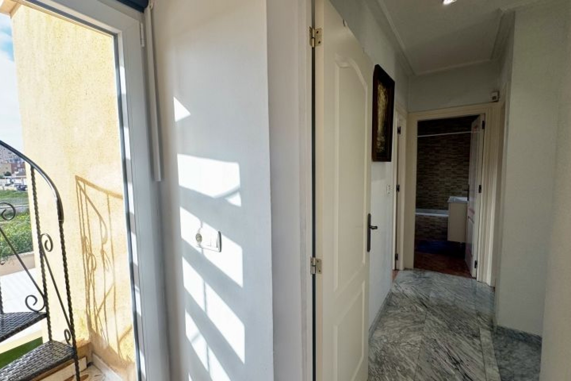 Resale - Villa -
Torrevieja - Costa Blanca