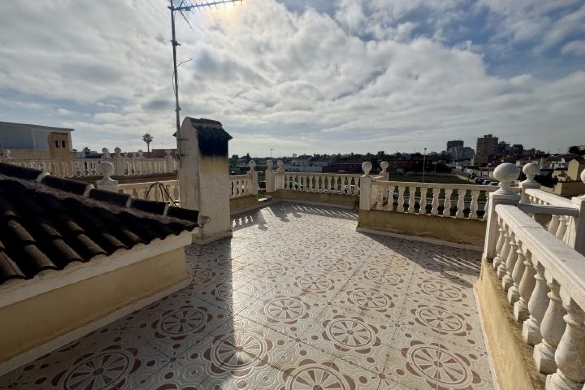 Resale - Villa -
Torrevieja - Costa Blanca