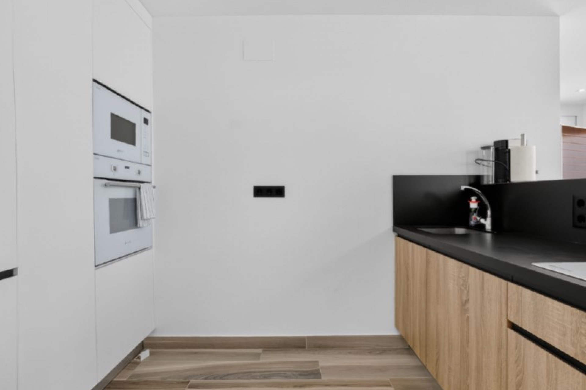 Resale - Villa -
Torrevieja - Costa Blanca