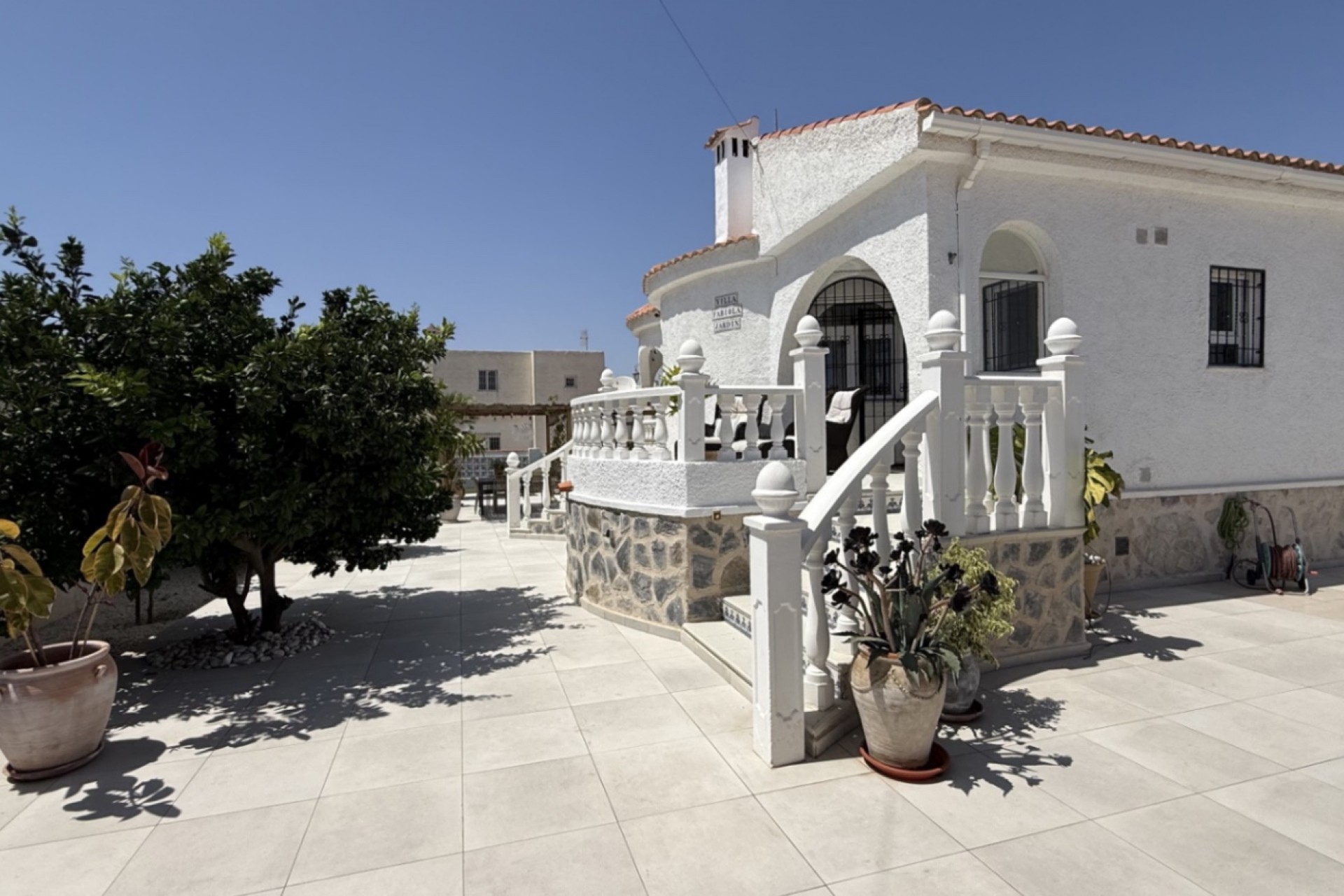 Resale - Villa -
Torrevieja - Costa Blanca
