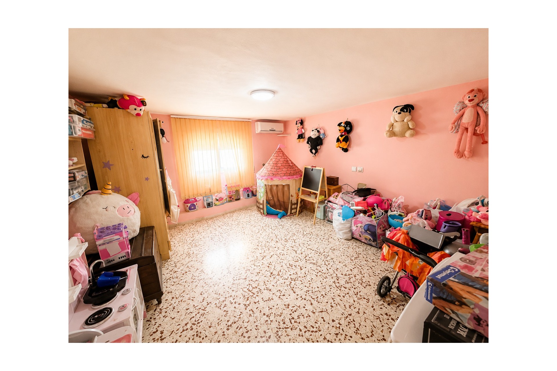 Resale - Villa -
Torrevieja - Costa Blanca