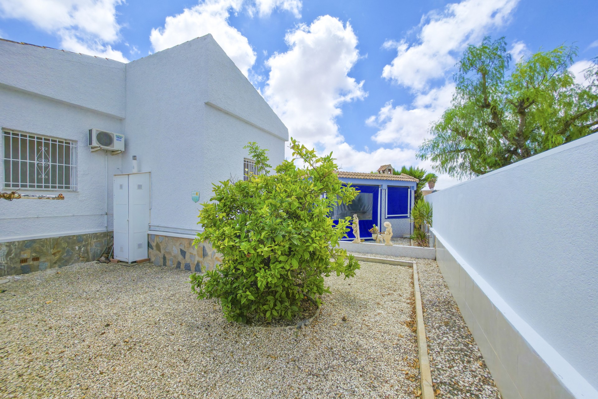 Resale - Villa -
Torrevieja - Costa Blanca
