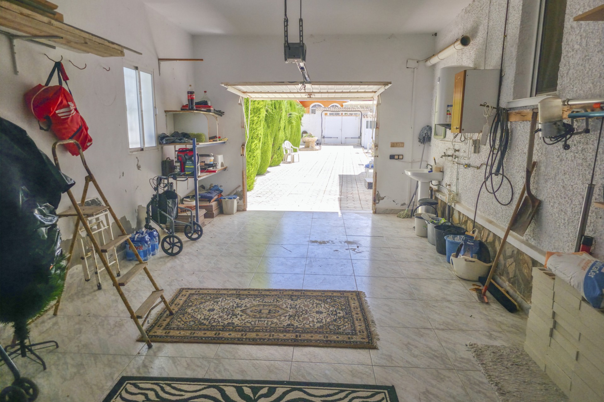 Resale - Villa -
Torrevieja - Costa Blanca
