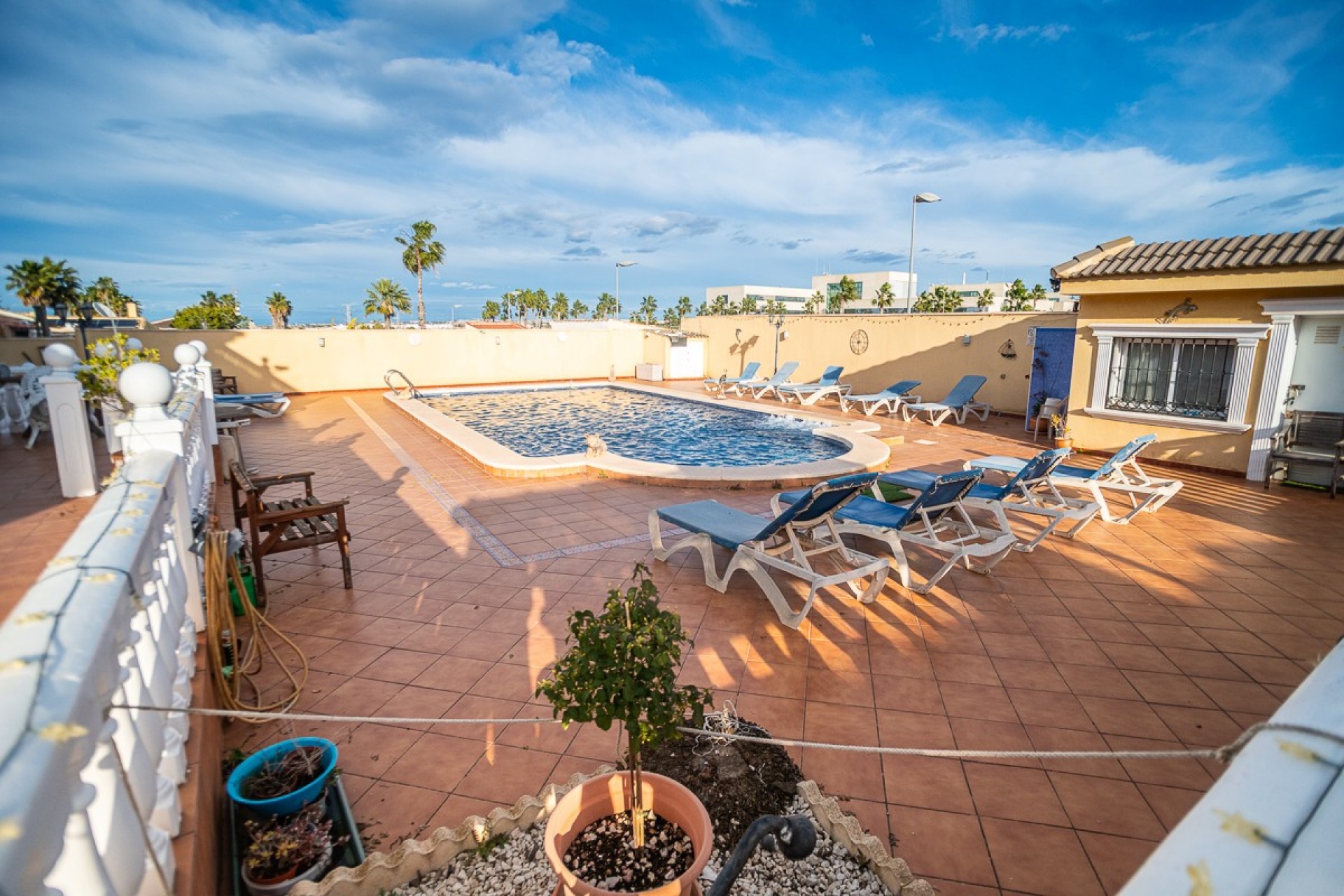 Resale - Villa -
Torrevieja - Costa Blanca