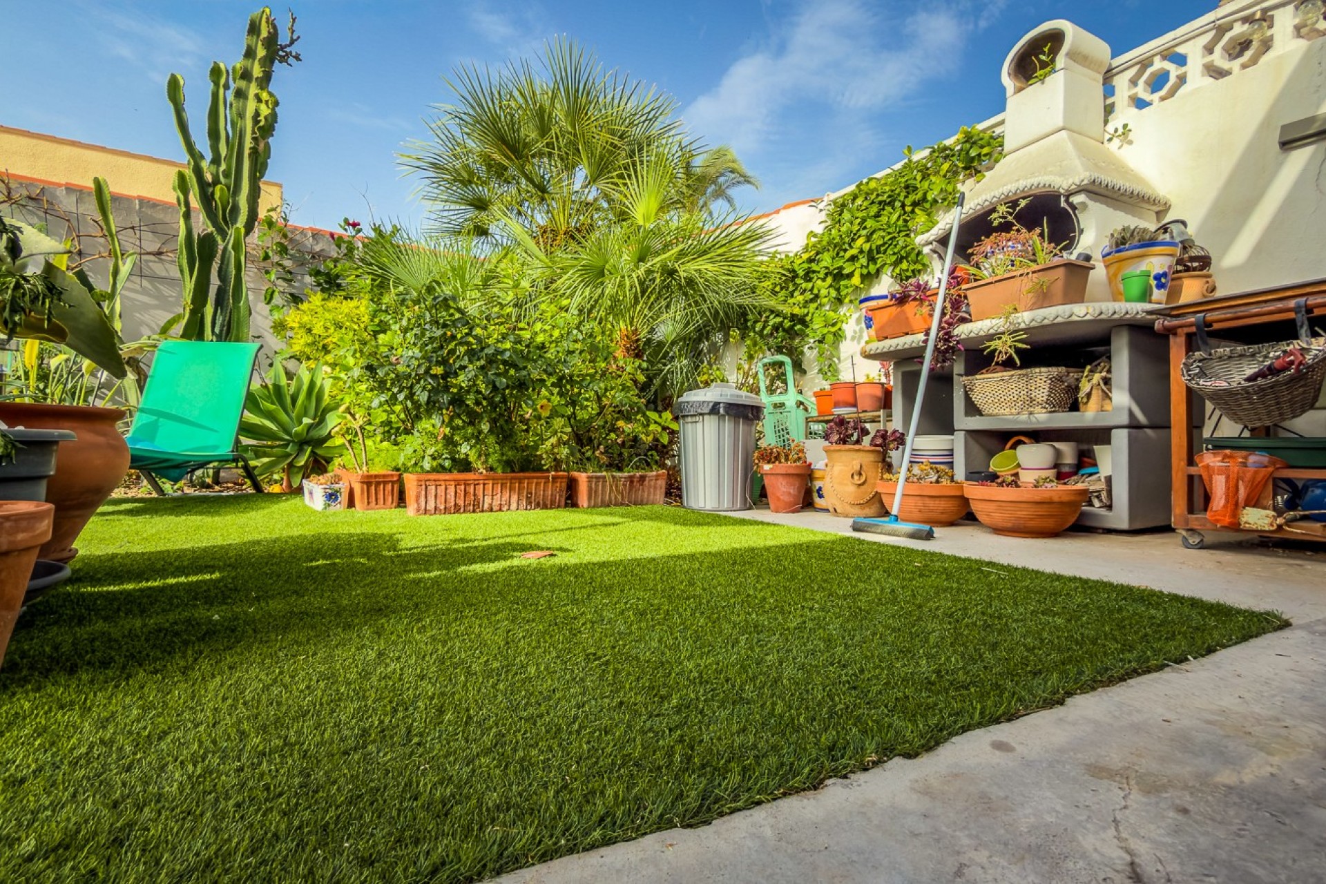 Resale - Villa -
Torrevieja - Costa Blanca