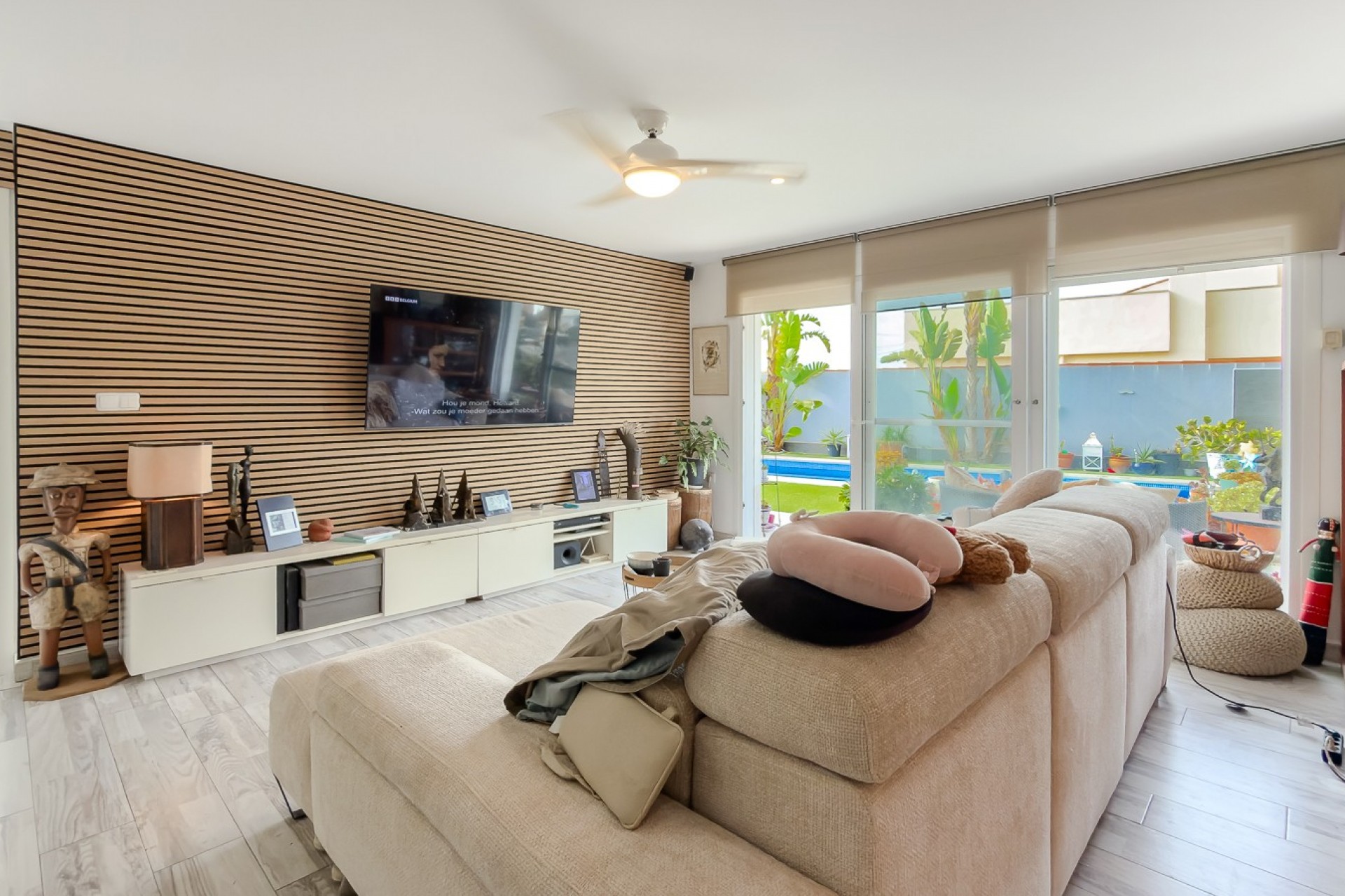 Resale - Villa -
Torrevieja - Costa Blanca