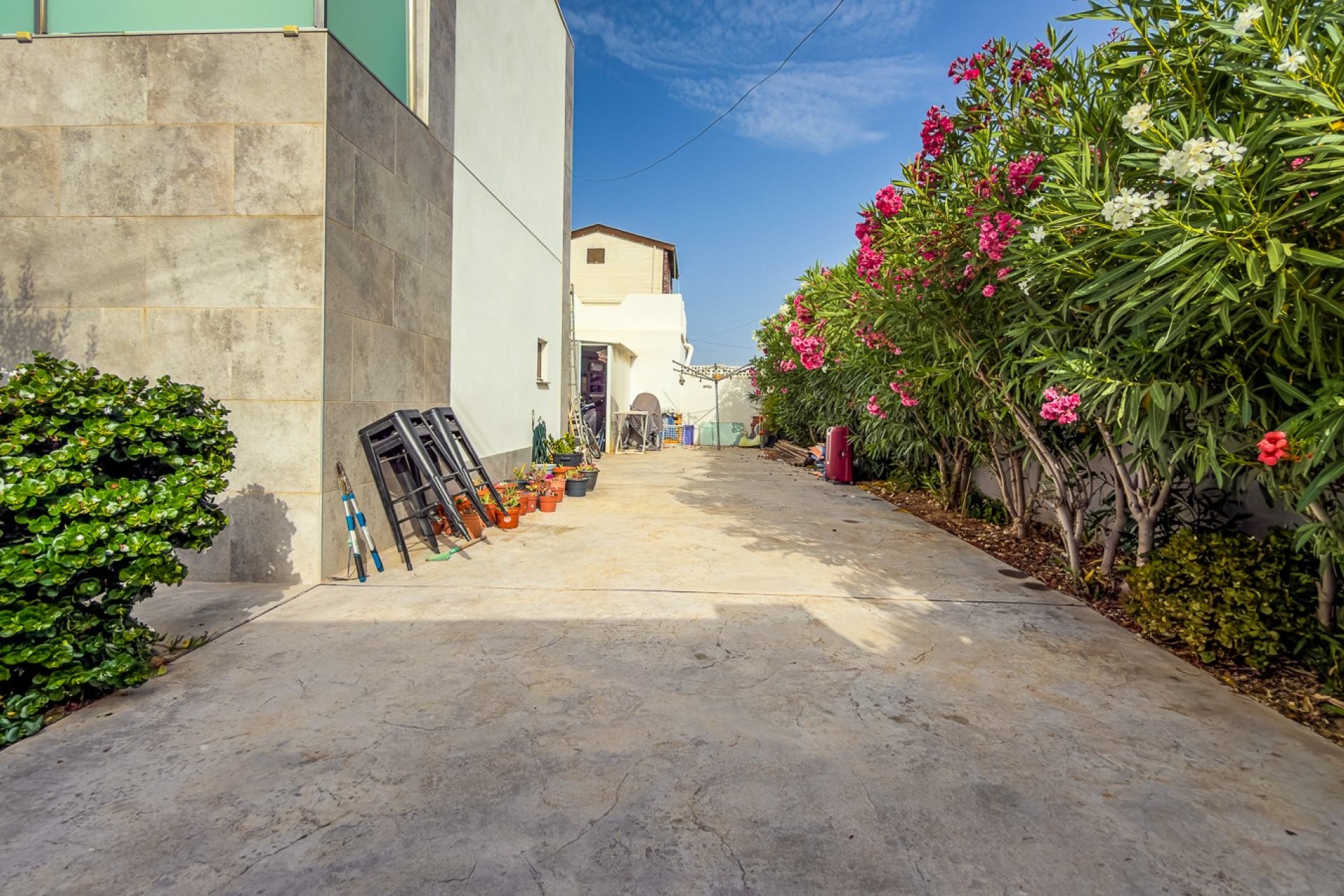 Resale - Villa -
Torrevieja - Costa Blanca