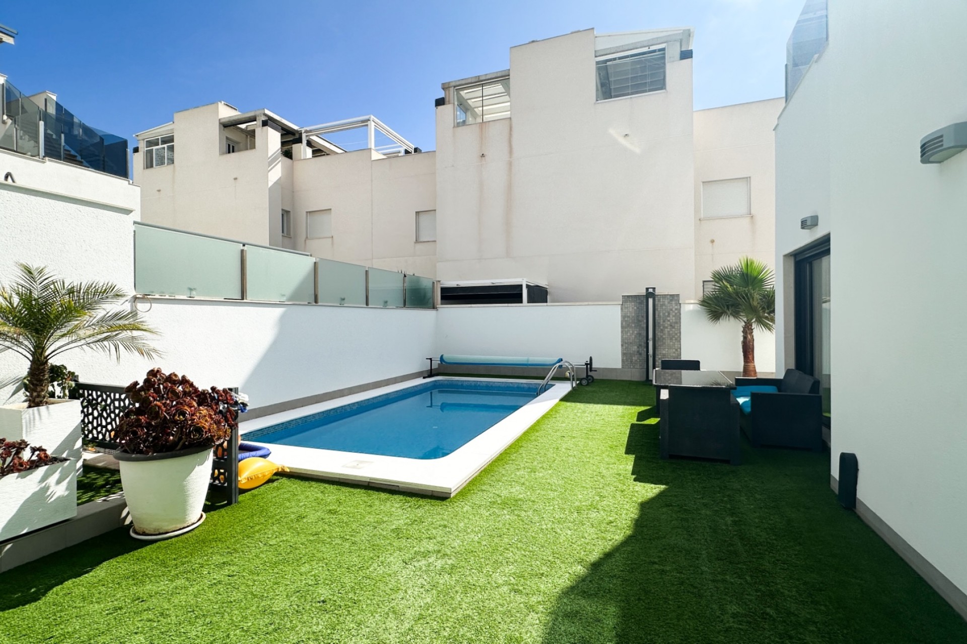 Resale - Villa -
Torrevieja - Costa Blanca