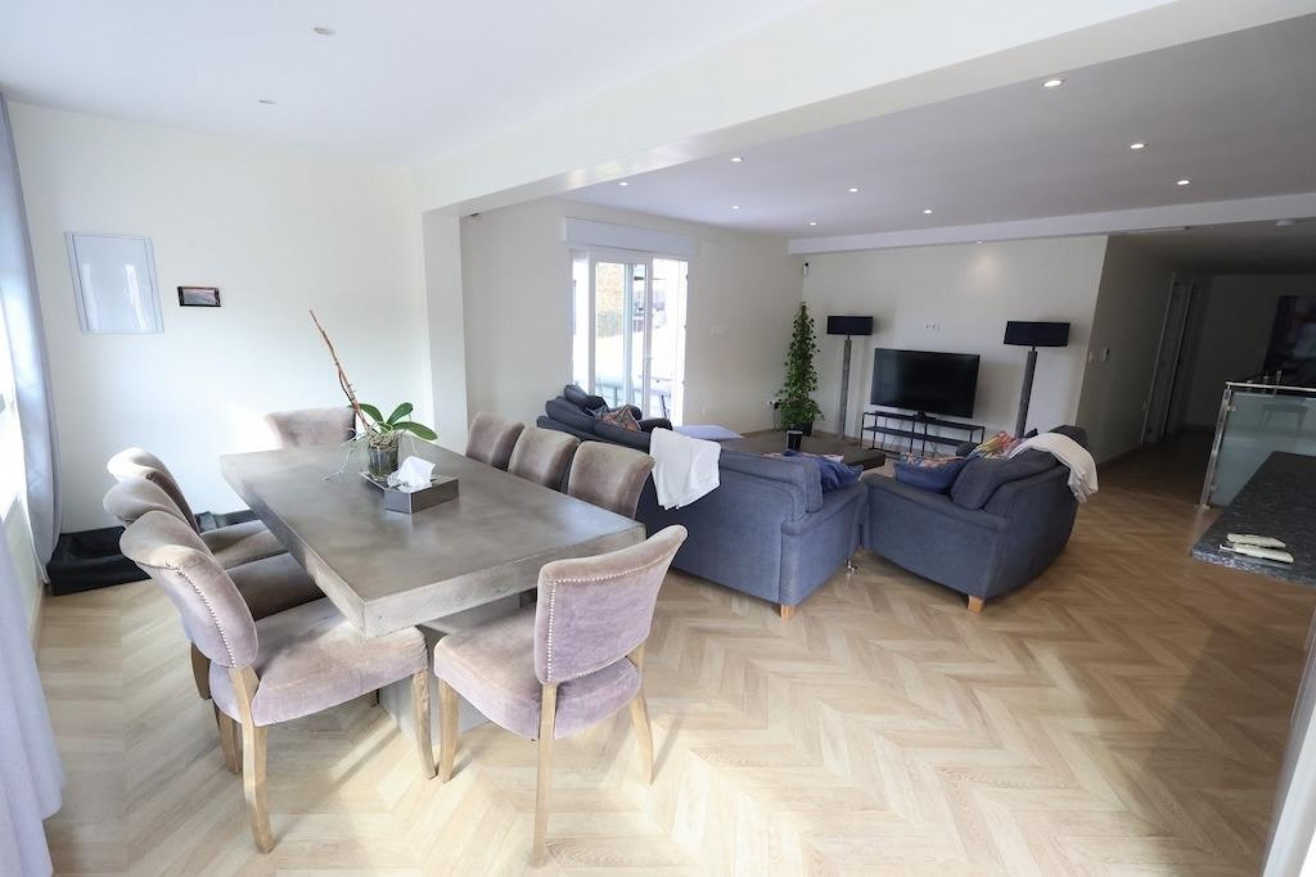 Resale - Villa -
Torrevieja - Costa Blanca