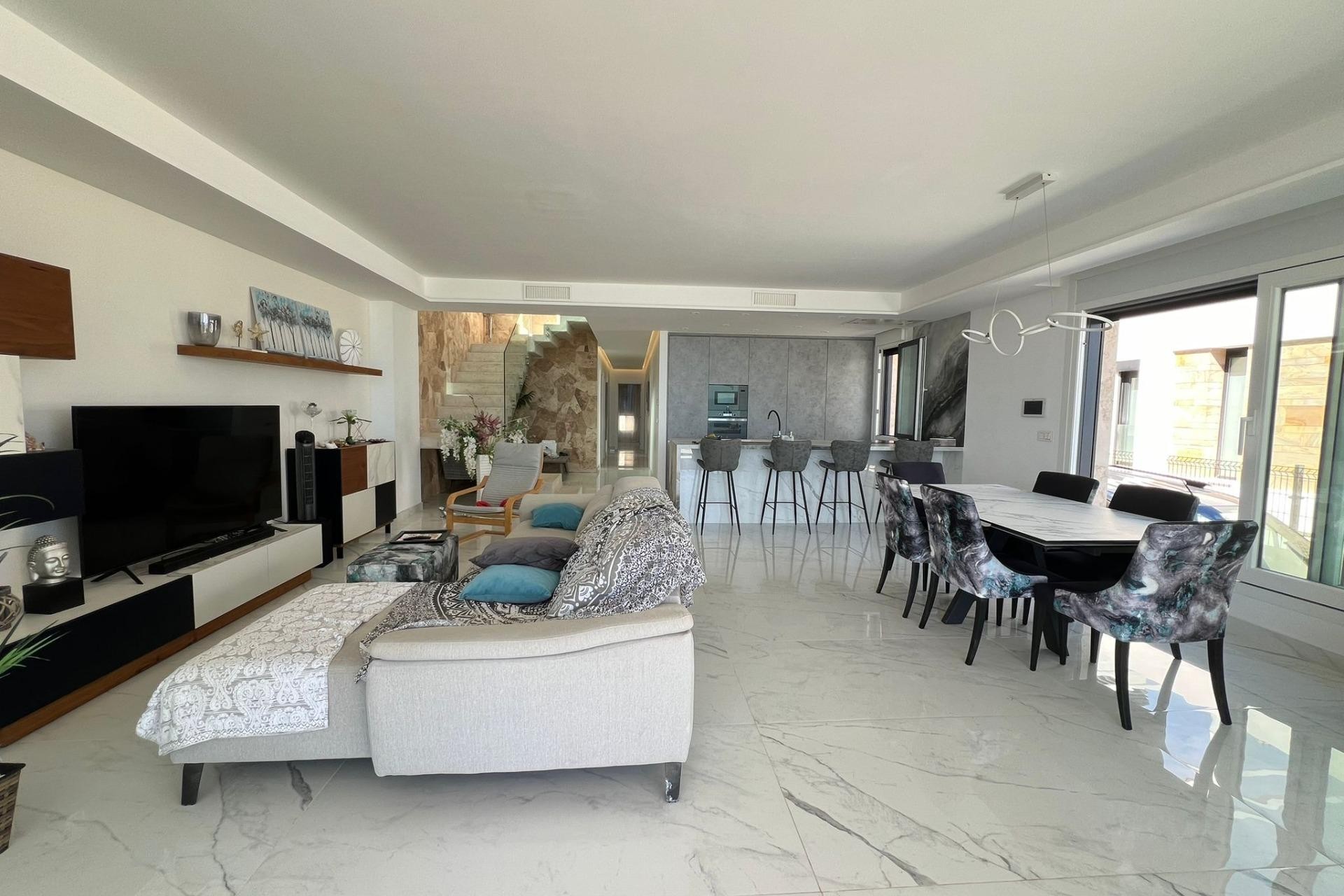 Resale - Villa -
Torrevieja - La Mata