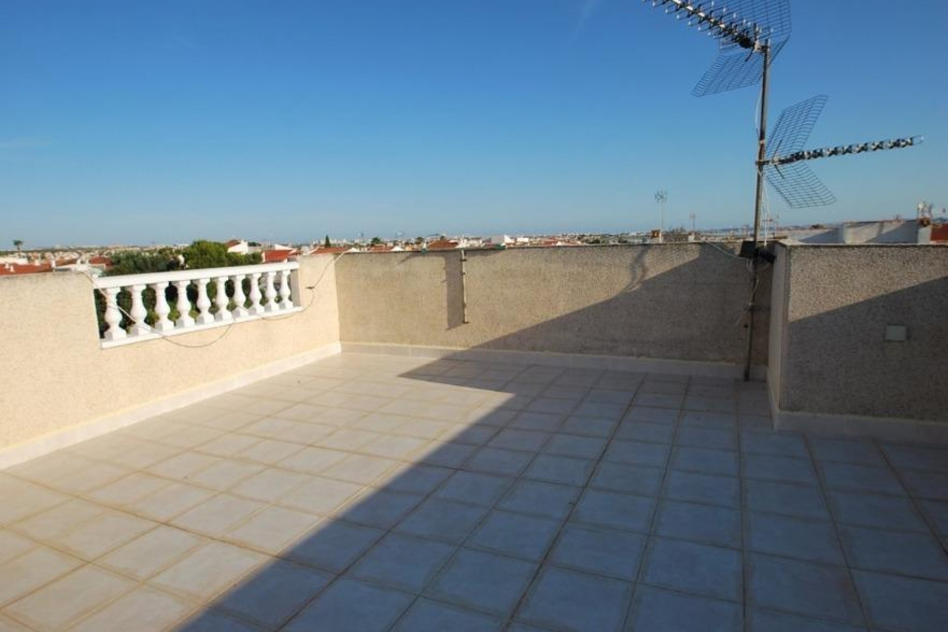 Resale - Villa -
Torrevieja - La Siesta - El Salado - Torreta