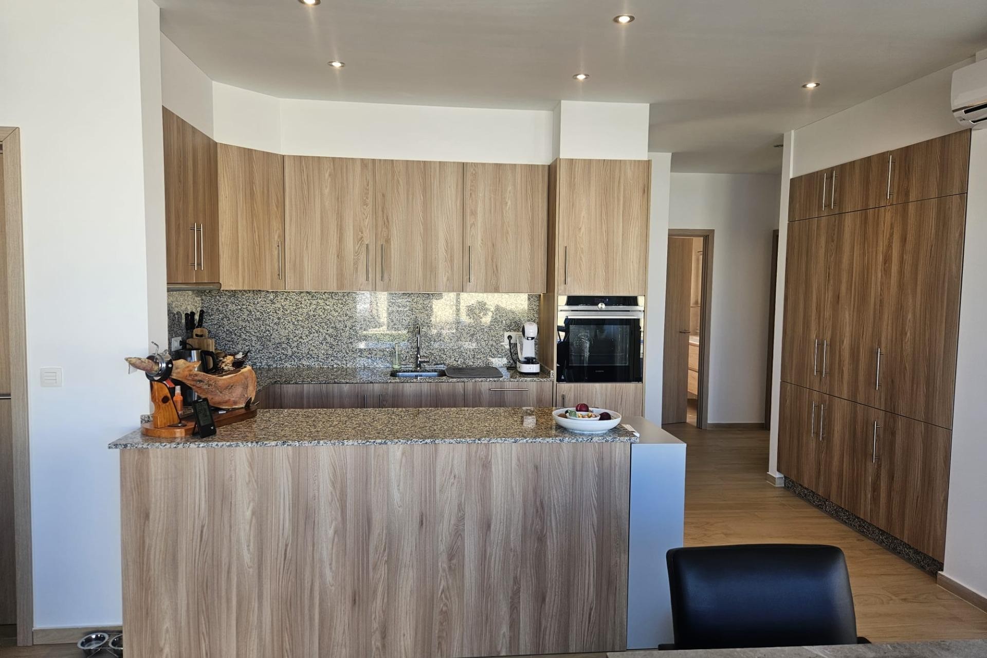 Resale - Villa -
Torrevieja - La Siesta - El Salado - Torreta