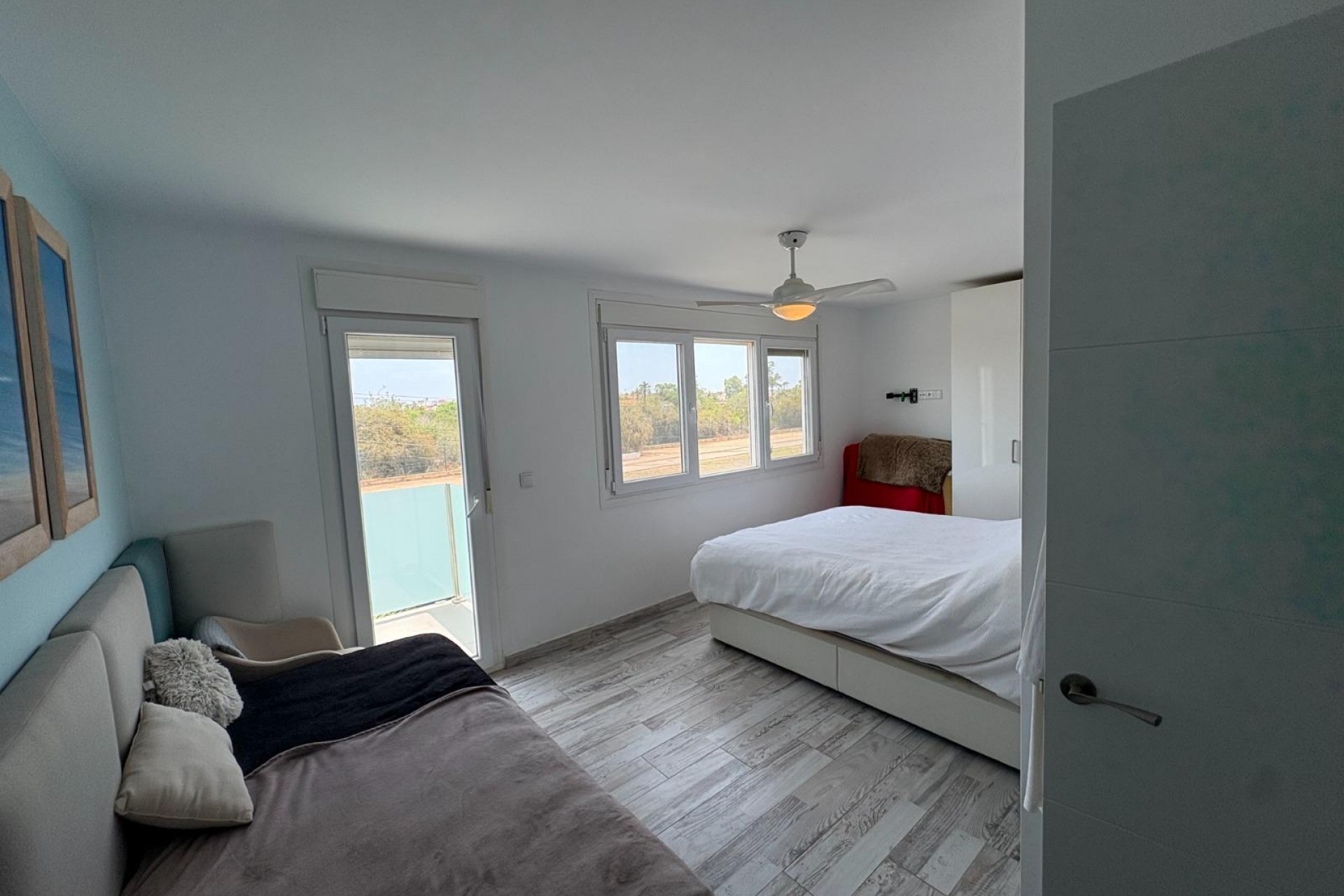 Resale - Villa -
Torrevieja - La Siesta - El Salado - Torreta
