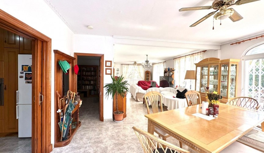 Resale - Villa -
Torrevieja - Los Balcones - Los Altos del Edén