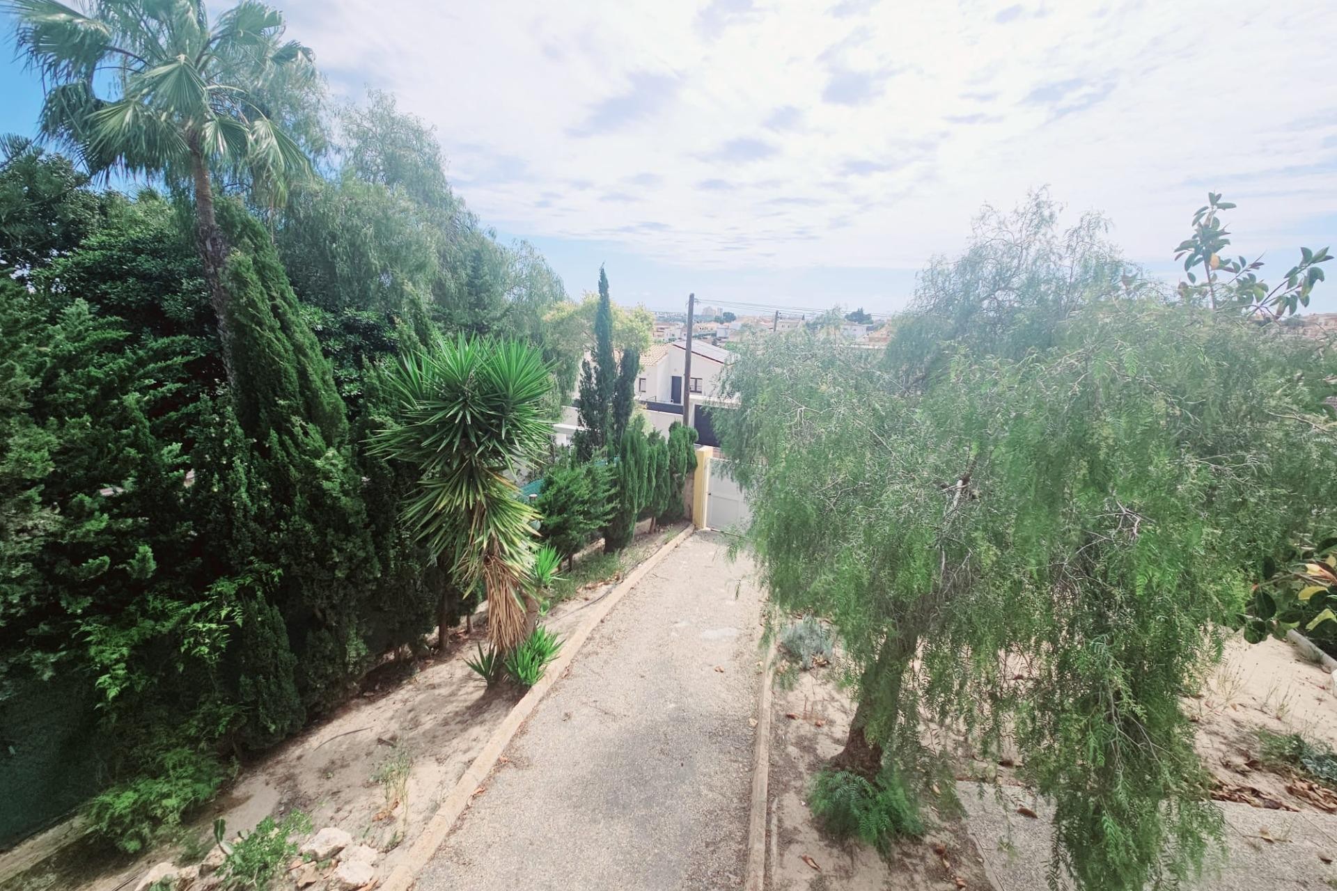 Resale - Villa -
Torrevieja - Los Balcones - Los Altos del Edén