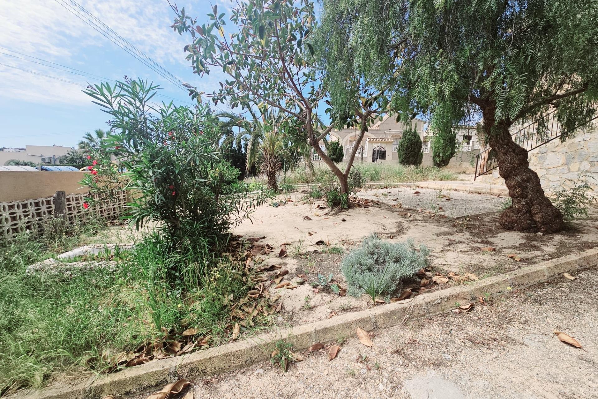 Resale - Villa -
Torrevieja - Los Balcones - Los Altos del Edén