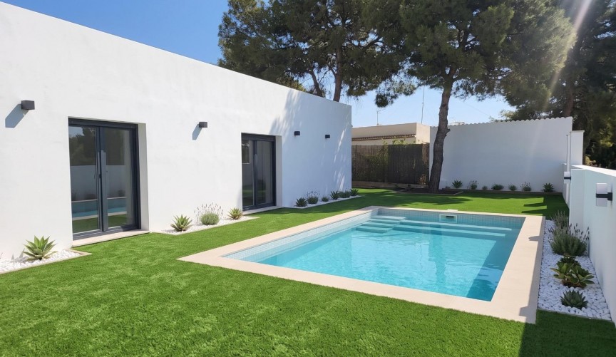 Resale - Villa -
Torrevieja - Los Balcones - Los Altos del Edén