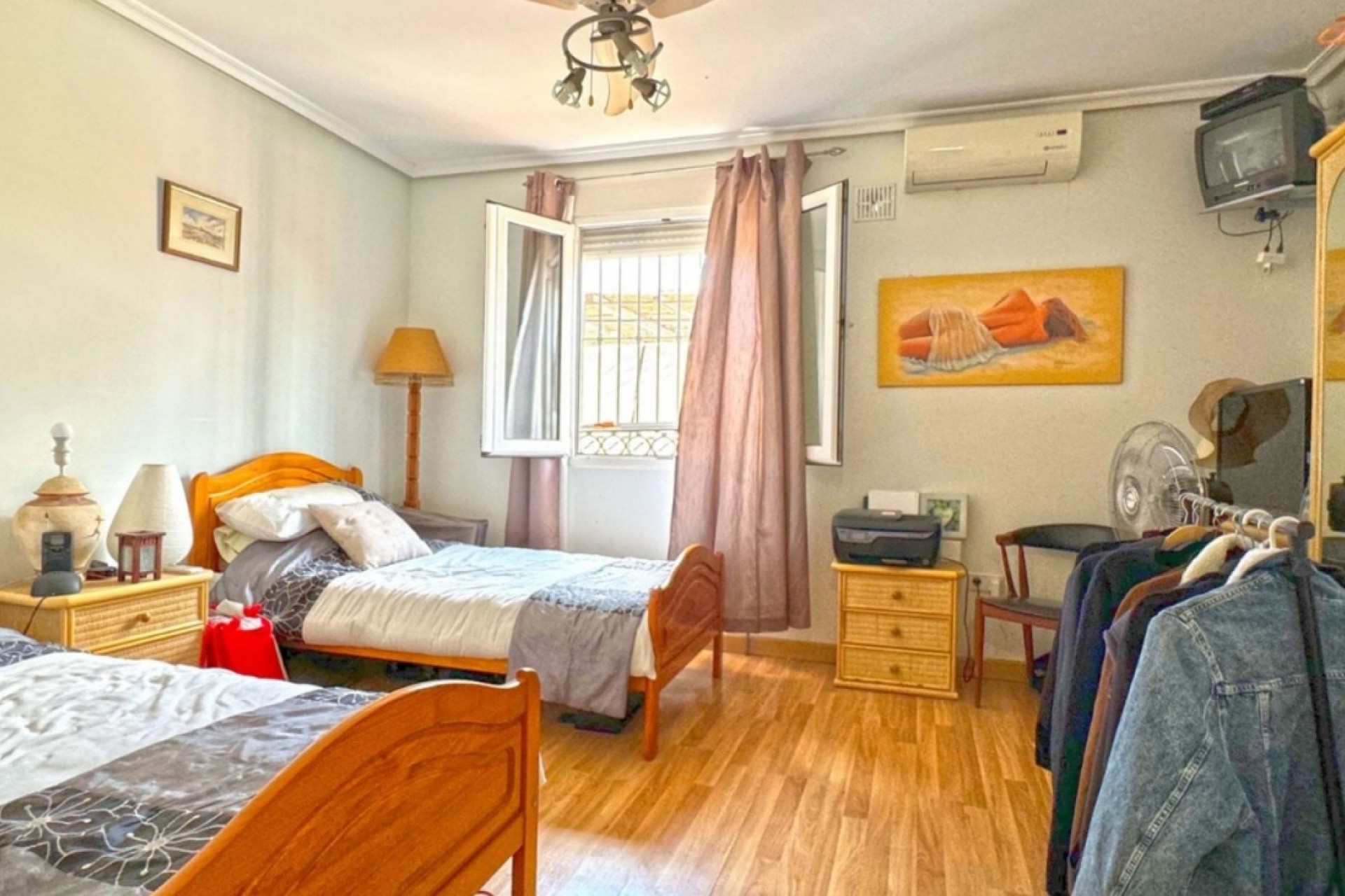 Resale - Villa -
Torrevieja - Los Balcones