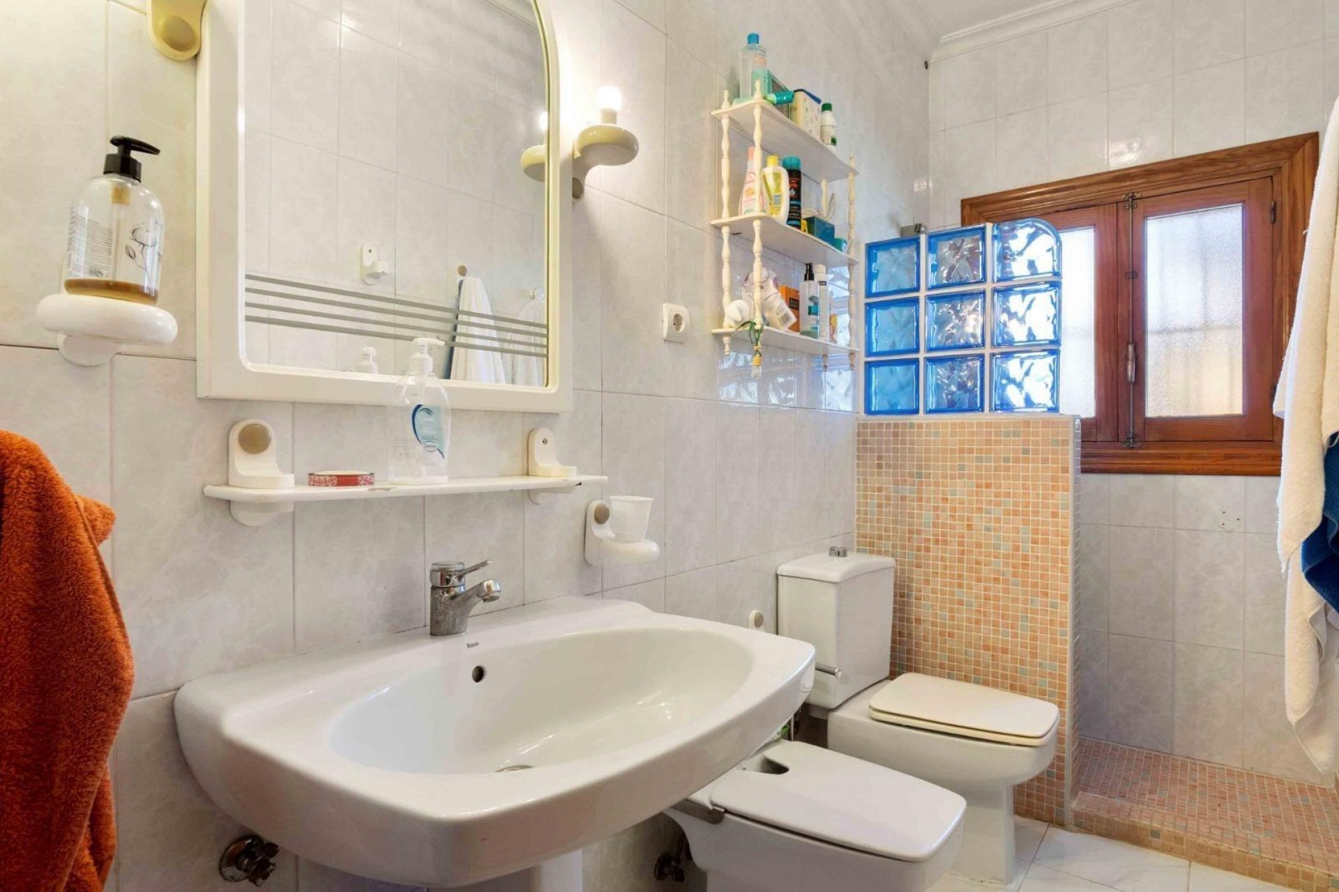 Resale - Villa -
Torrevieja - Los Balcones