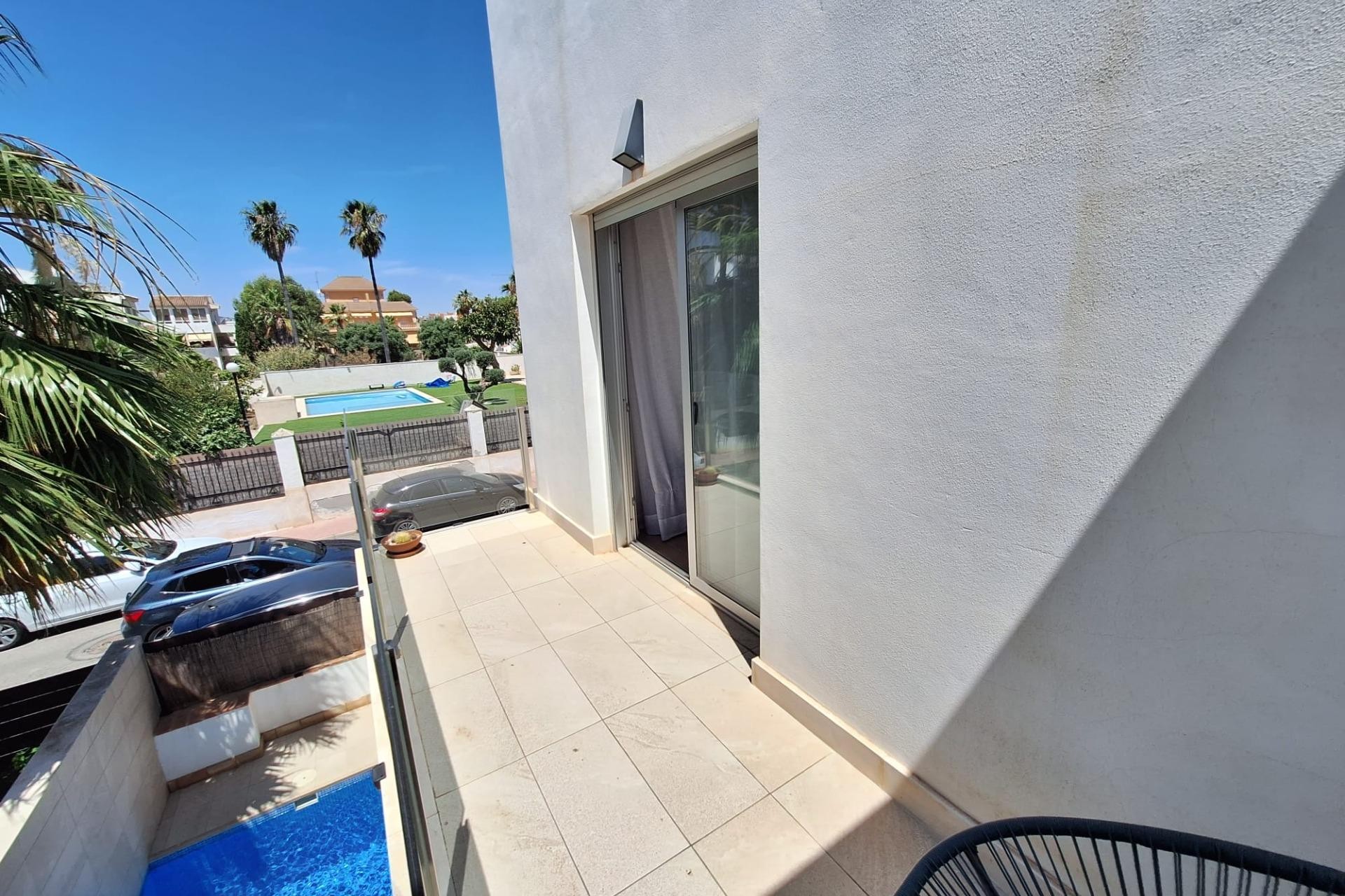 Resale - Villa -
Torrevieja - Los Frutales
