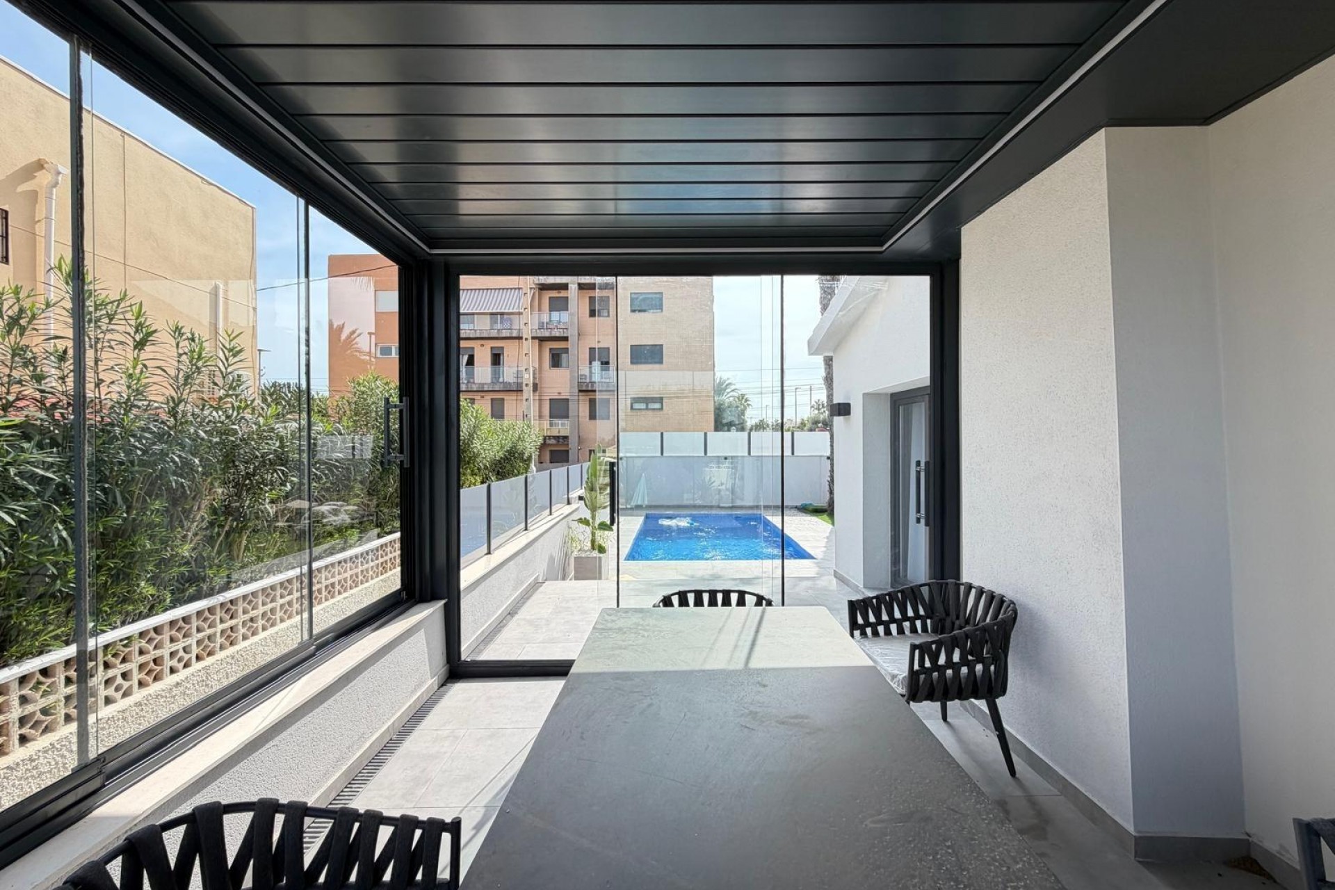 Resale - Villa -
Torrevieja - Punta Prima
