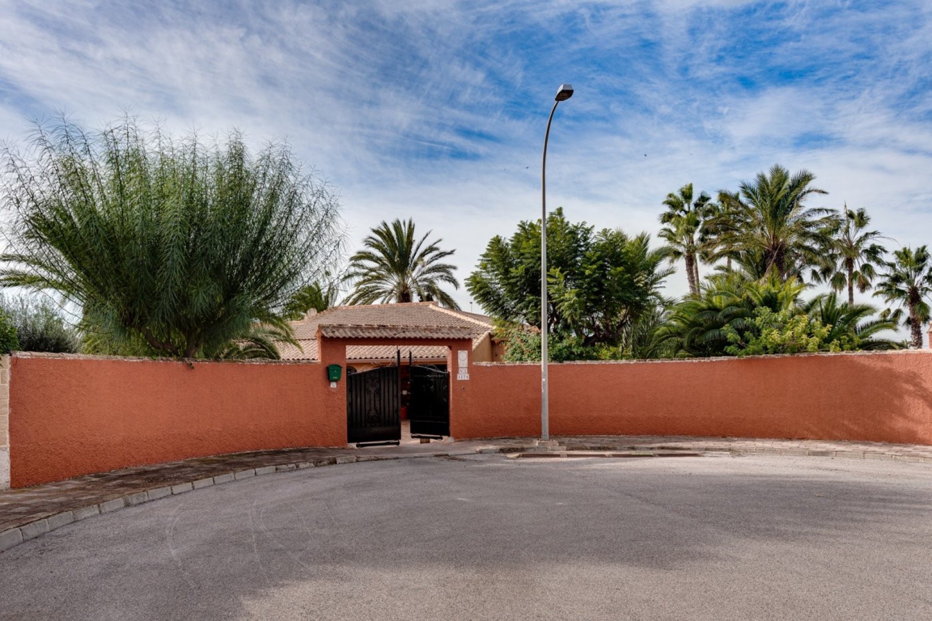 Resale - Villa -
Torrevieja - San Luis