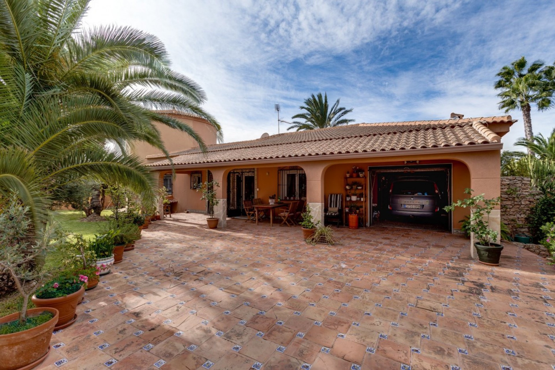 Resale - Villa -
Torrevieja - San Luis