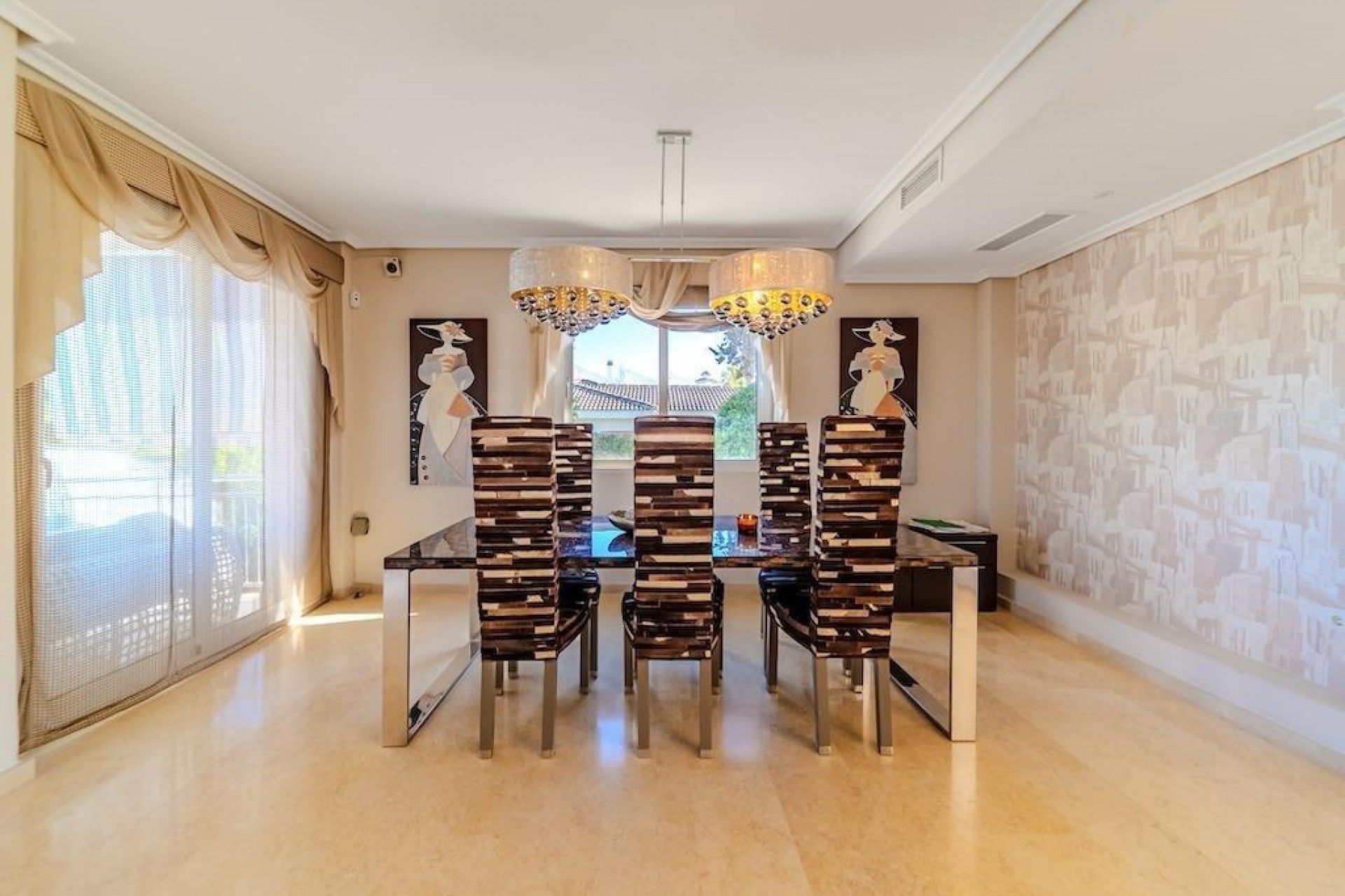 Resale - Villa -
Torrevieja - Torre La Mata