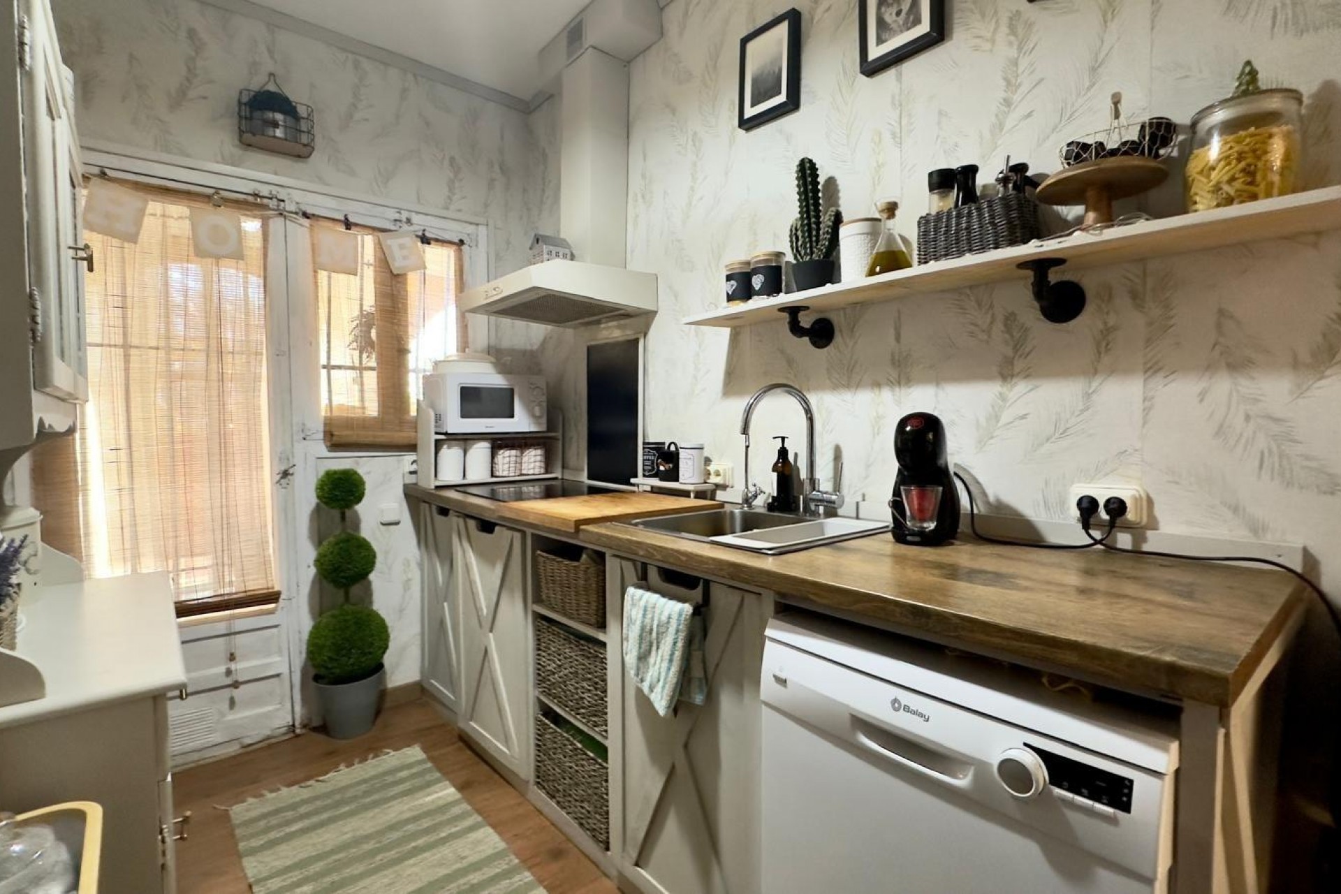 Resale - Villa -
Torrevieja - Torreblanca