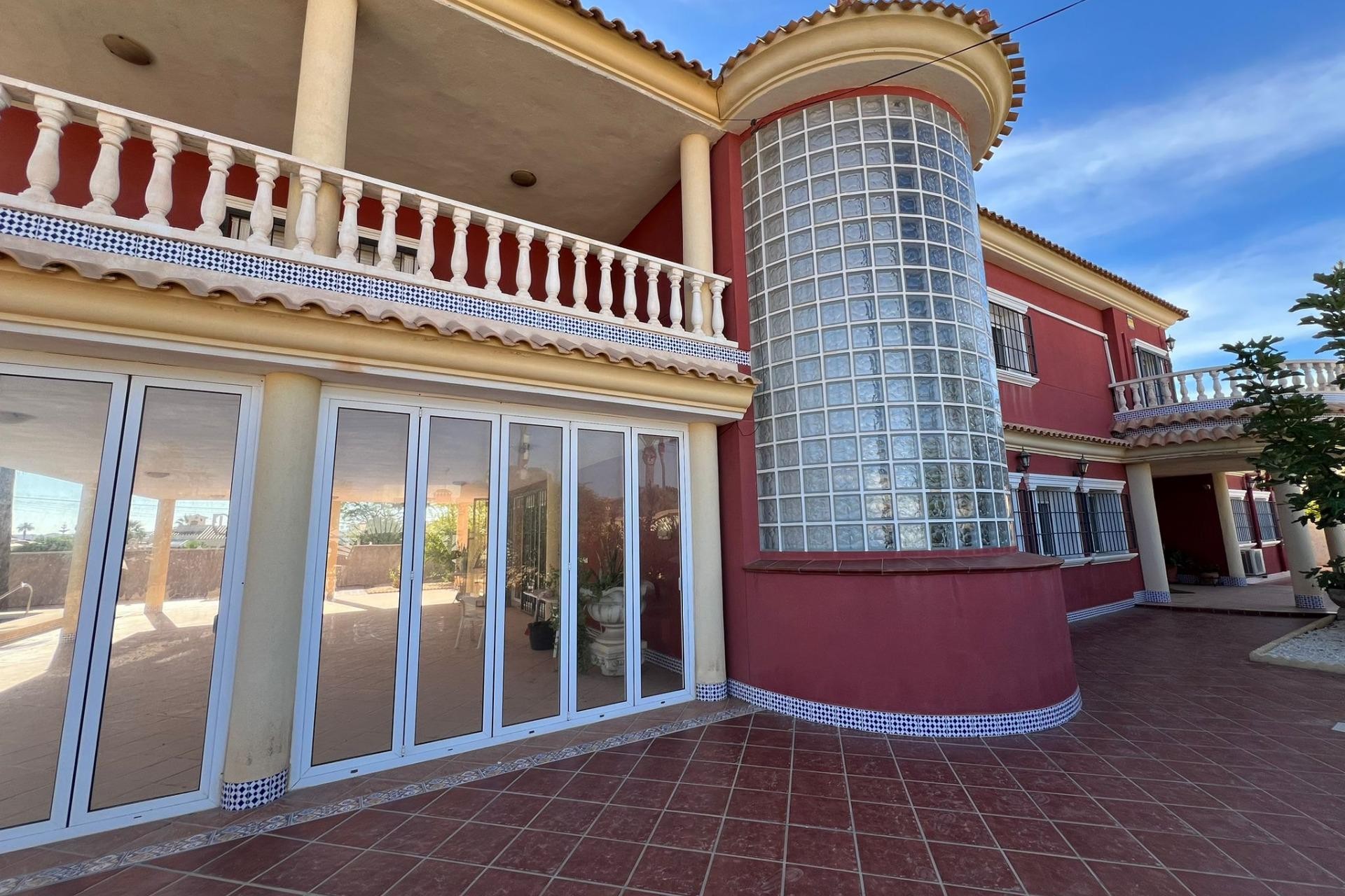 Resale - Villa -
Torrevieja - Torreta Florida