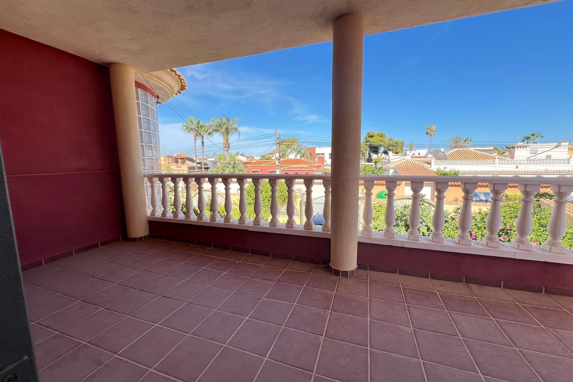 Resale - Villa -
Torrevieja - Torreta Florida